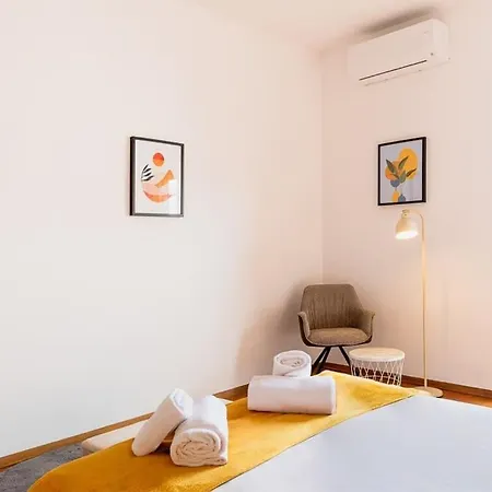 Apartment 3 Bedroom Beautiful View Near Center *