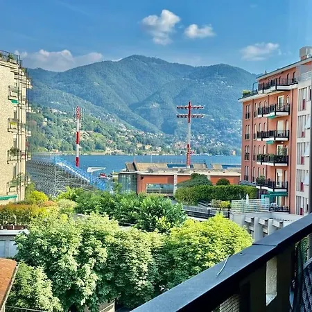 3 Bedroom Beautiful View Near Center * Como